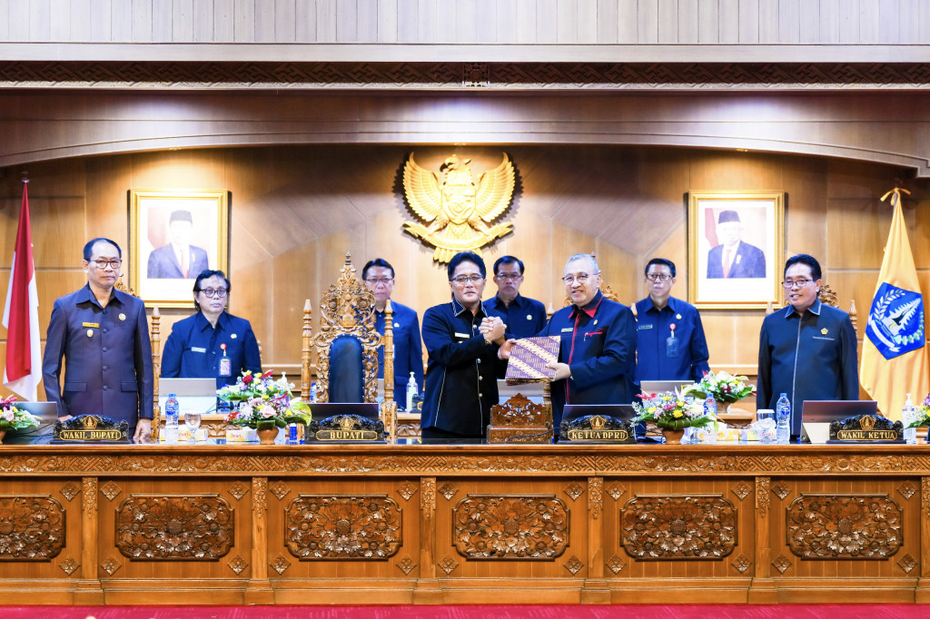 Rapat Paripurna Penyampaian LKPJ APBD Badung 2023 